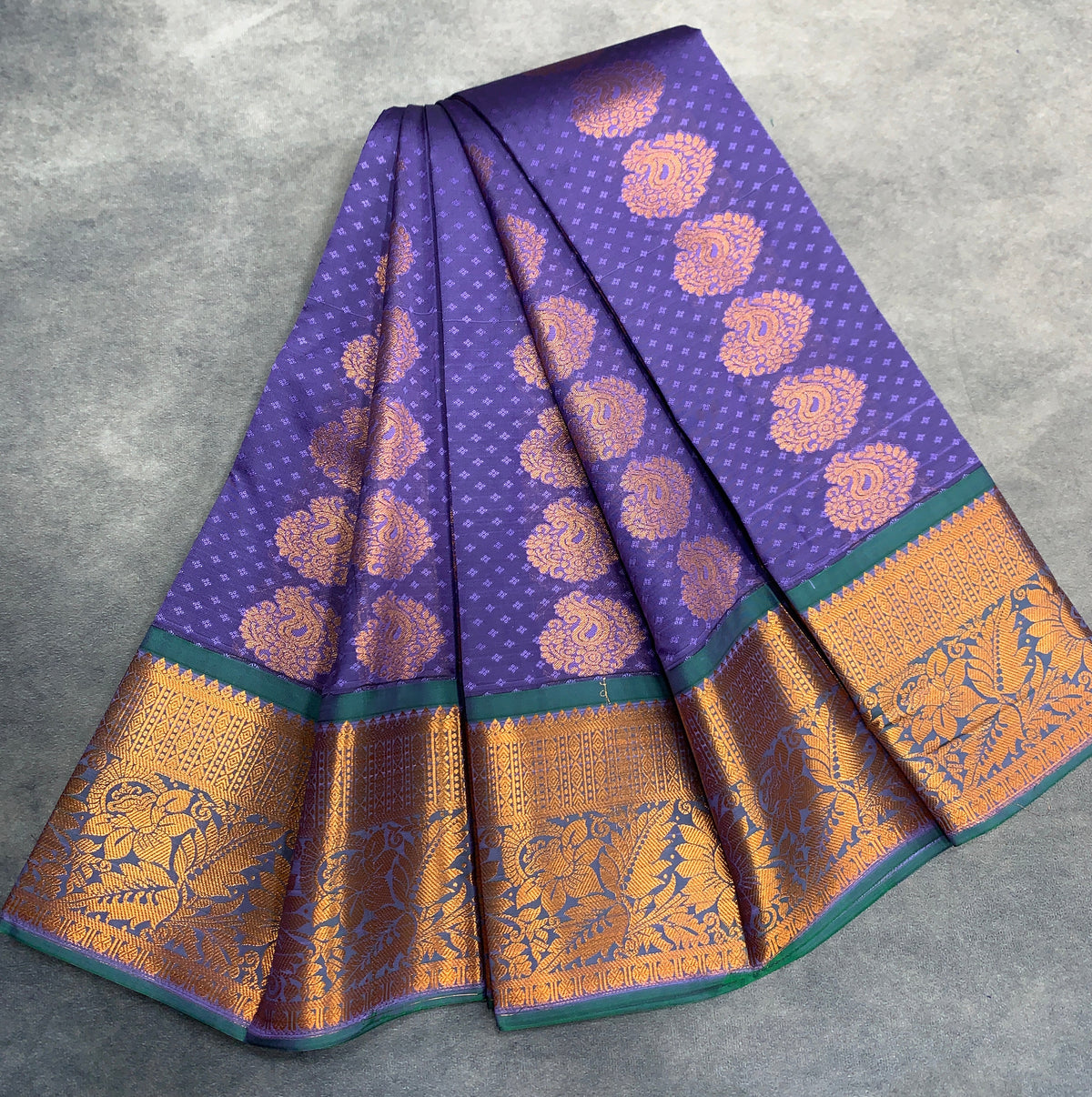 Vegan Silk Saree Lavender Colour Saree with Copper Border