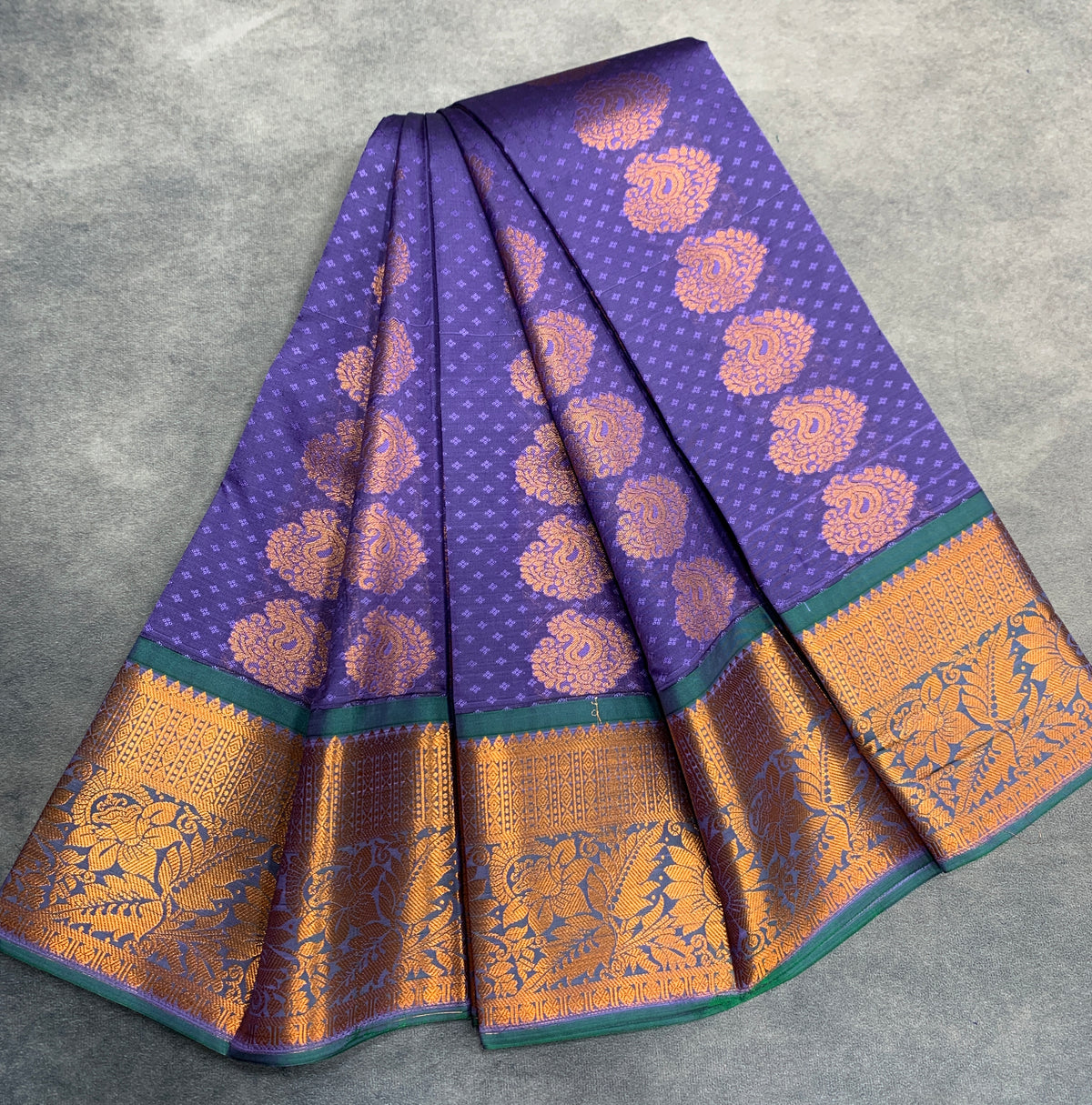 Vegan Silk Saree Lavender Colour Saree with Copper Border