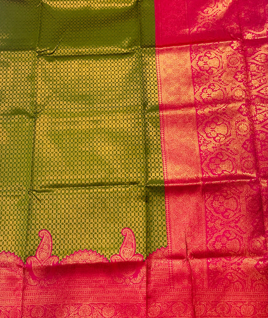 Green shade saree with Pink Border