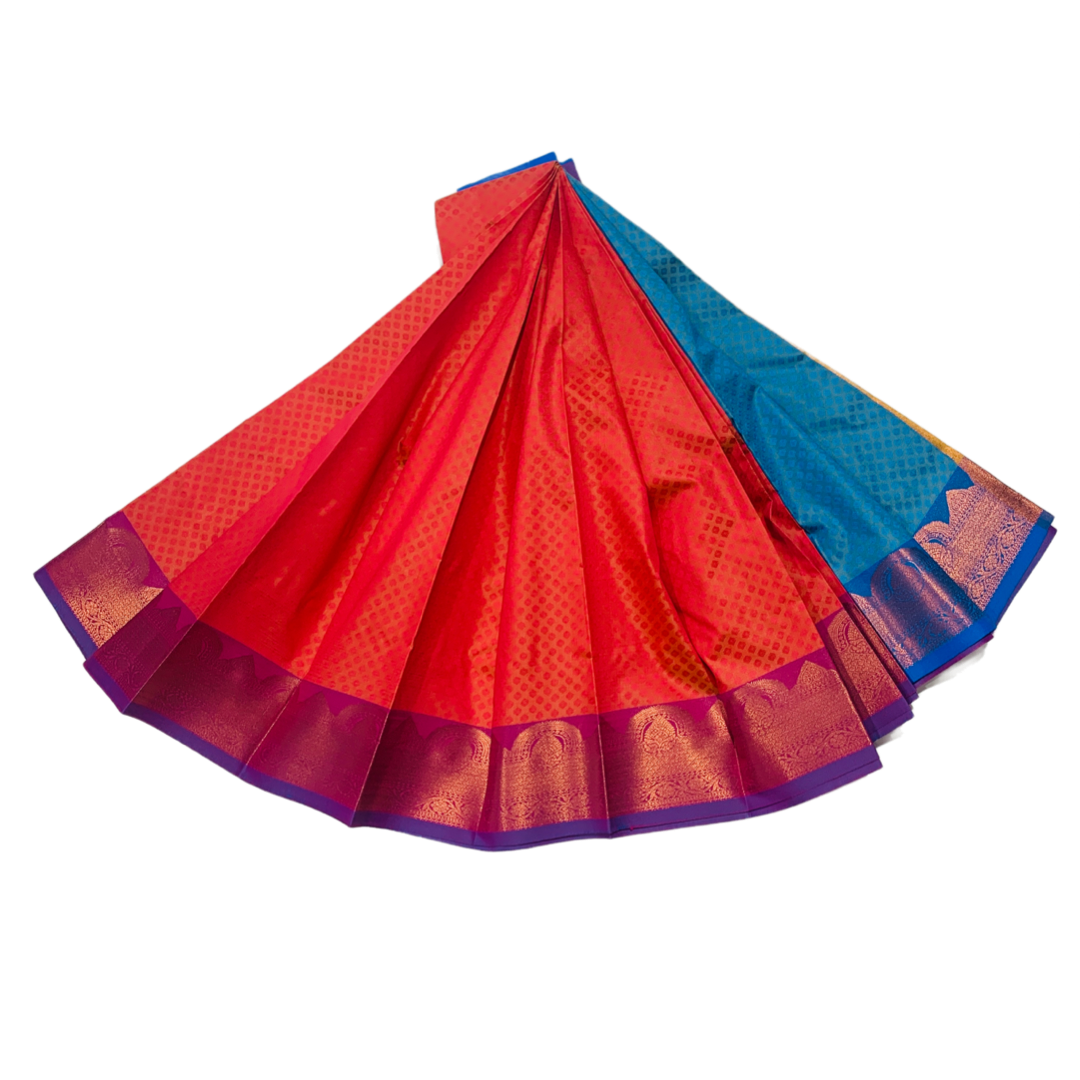 Peach shade Soft kanchi pattu with Copper zari  with Blue Border.