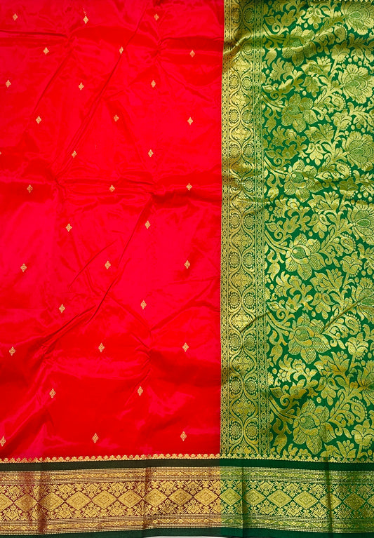 Red shade saree with Sliver and Dark Green Border