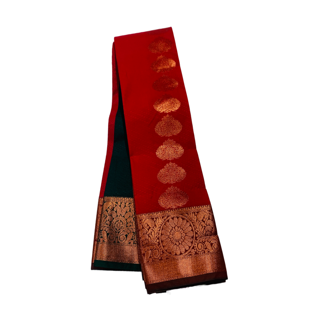 Red shade saree with Copper Border with flower Design