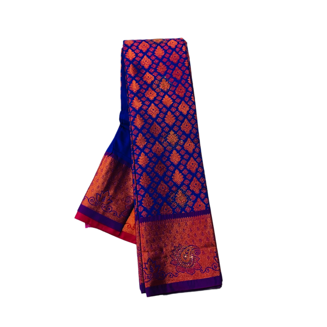 Violet Soft kanchi pattu with Copper and Purple Border.